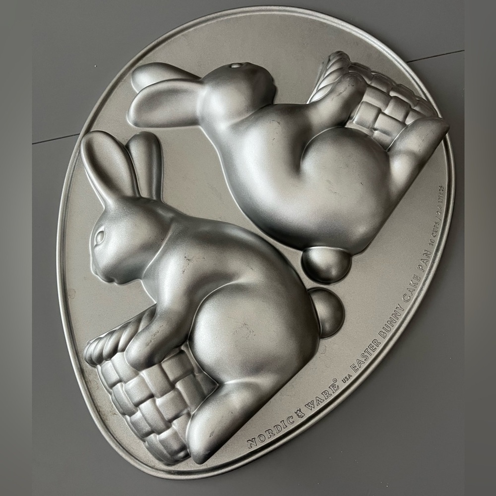10Cup/2.4Liters Nordic Ware USA Easter Bunny 3D Basket Cake Pan Rabbit Baking